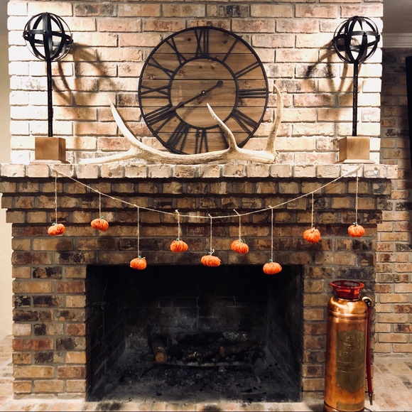 Handmade pumpkin garland - Picture 2 of 3